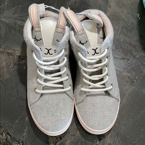 Size 11 girls bunny hi top old navy sneakers